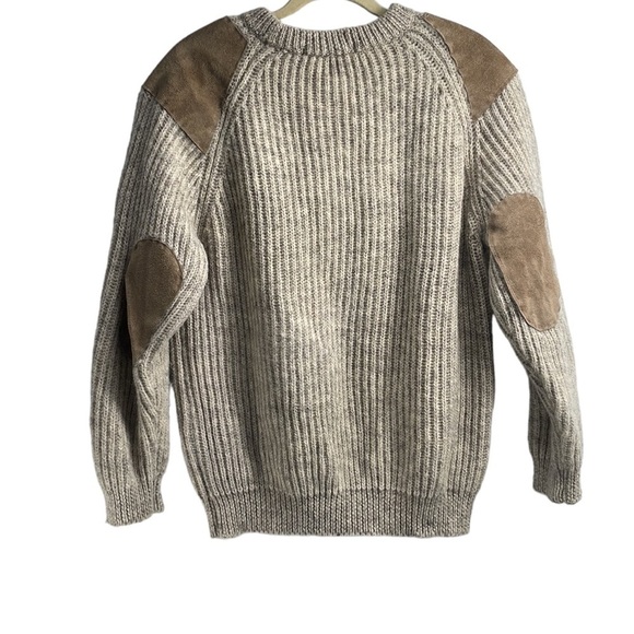 Cathcart of scotland Other - CATHCART virgin wool sweater oatmeal elbow shoulder patches warm Scotland xl
